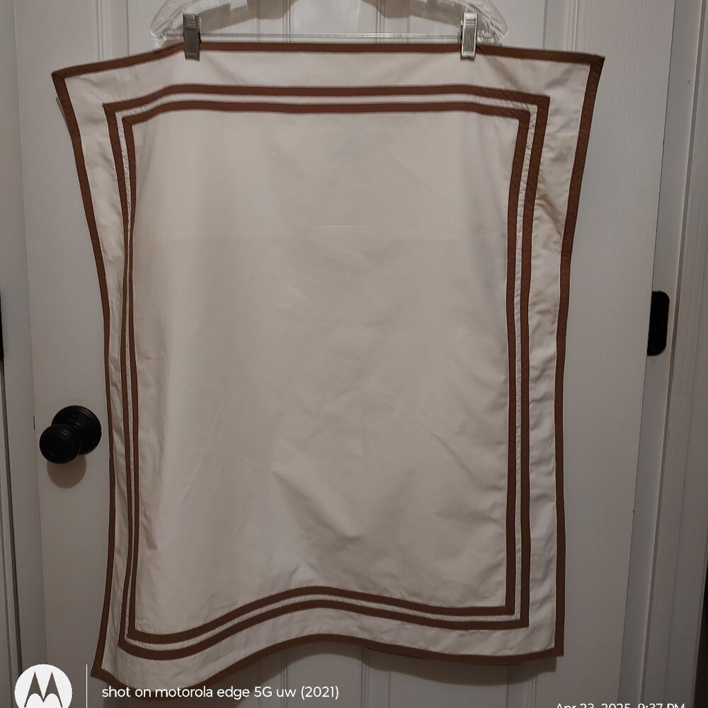 MATOUK PAIR STANDARD PILLOW SHAMS 350TC COTTON PERCALE IVORY-BRONZE TRIM 26x32